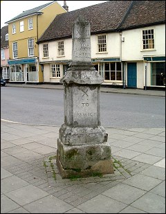 detail of Hadleigh town centre obelisk at TM027425