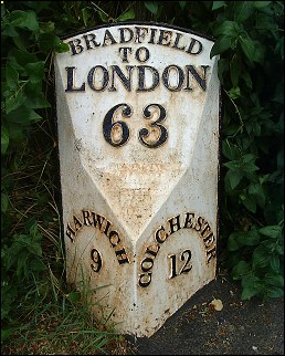 detail of Bradfield milepost at TM143309
