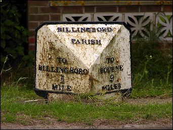 detail of Billingboro milepost at TF117335